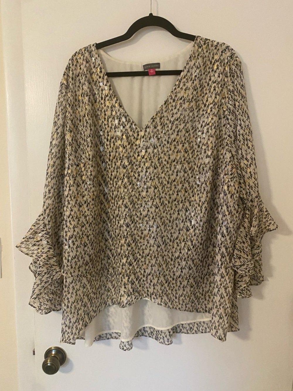 Vince Camuto Cream Blouse with Black and Gold Print